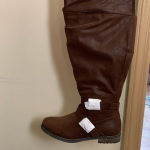 Torrid Wide Calf Knee High Boots Size 8.5